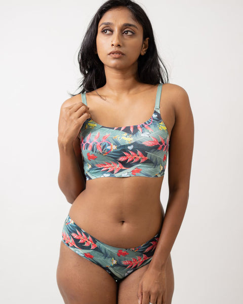 wireless bra with adjustable straps